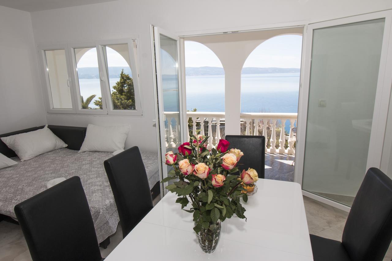 Apartman Horizont Apartamento Omiš Exterior foto