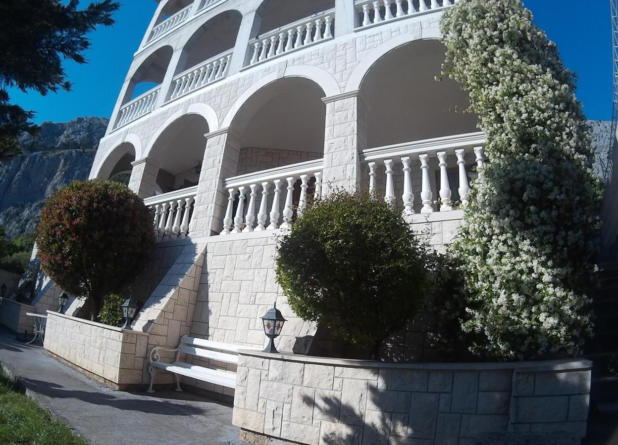 Apartman Horizont Apartamento Omiš Exterior foto