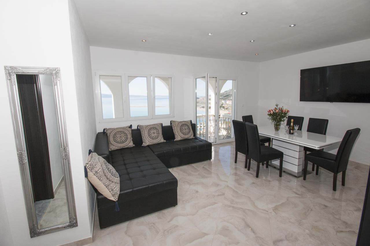 Apartman Horizont Apartamento Omiš Exterior foto