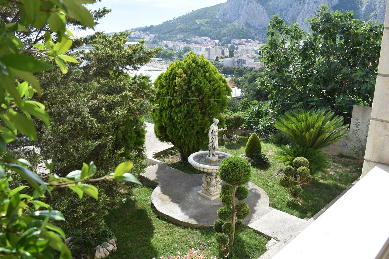 Apartman Horizont Apartamento Omiš Exterior foto