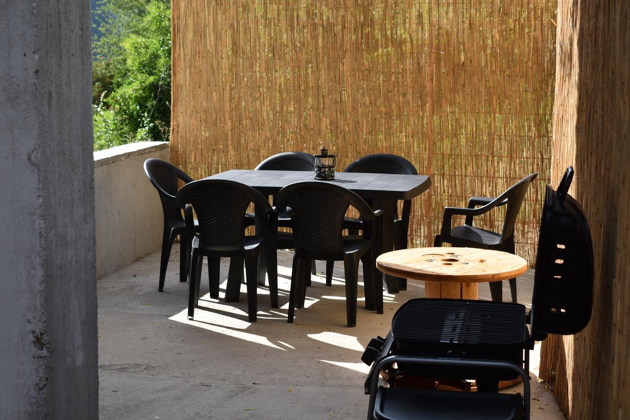 Apartman Horizont Apartamento Omiš Exterior foto