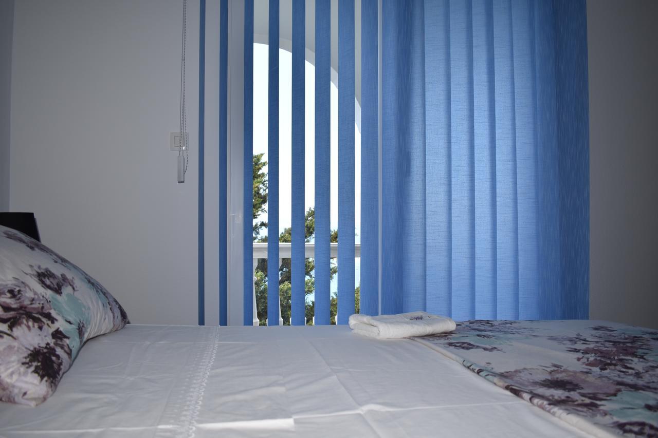 Apartman Horizont Apartamento Omiš Exterior foto