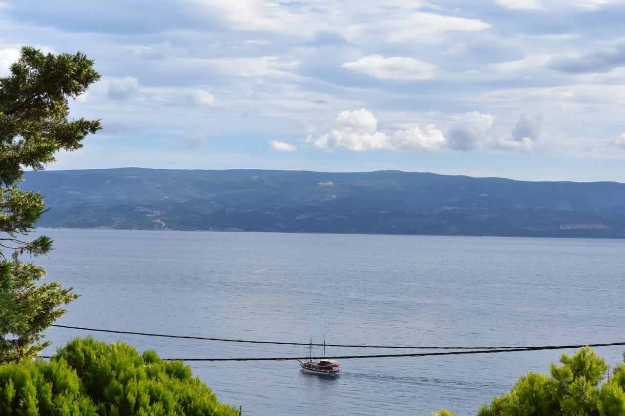 Apartman Horizont Apartamento Omiš Exterior foto