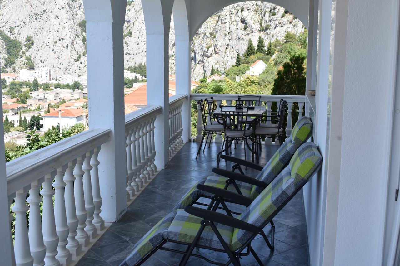 Apartman Horizont Apartamento Omiš Exterior foto