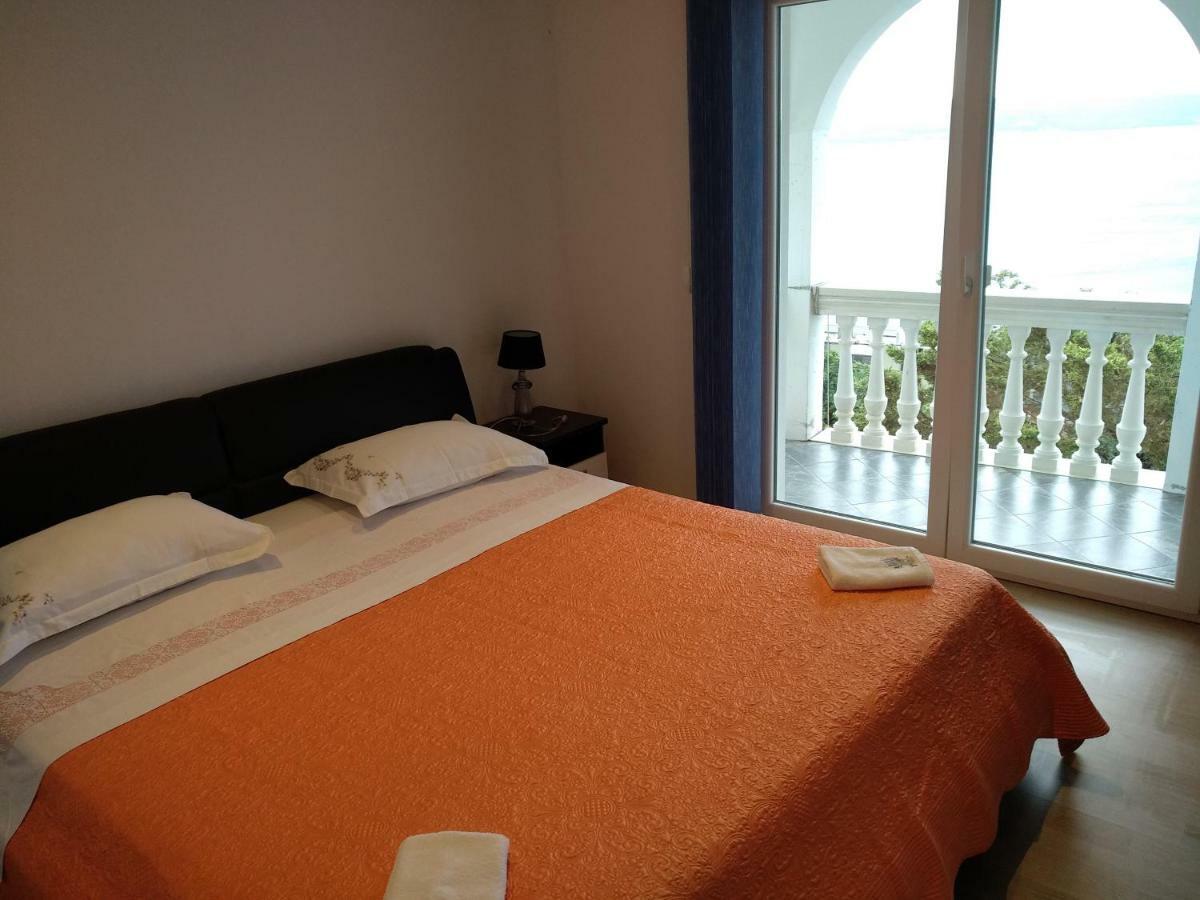 Apartman Horizont Apartamento Omiš Exterior foto