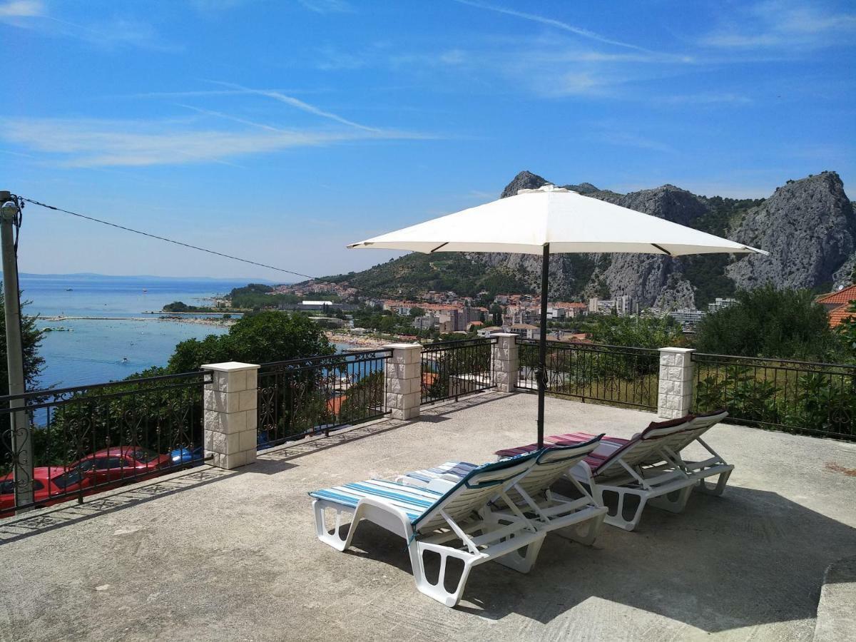 Apartman Horizont Apartamento Omiš Exterior foto